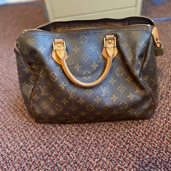 Louis Vuitton bag - Picture 2 of 5